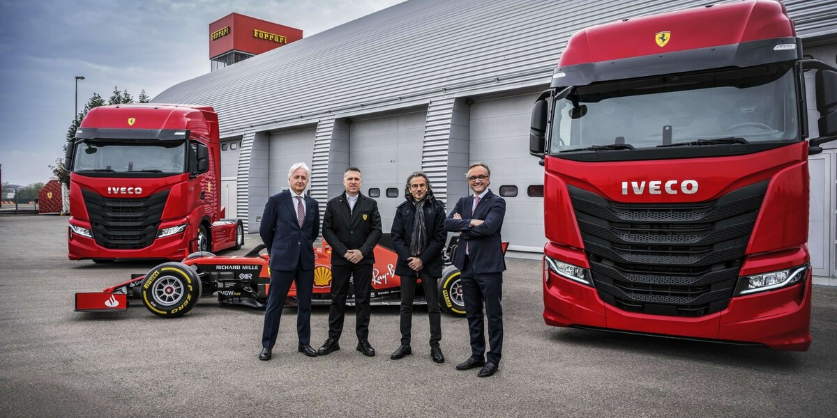 IVECO dodv dv vozidla IVECO S-Way pro Scuderii Ferrari